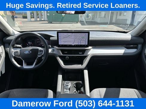 Used 2026 Ford Explorer Active AWD/4WD image 17