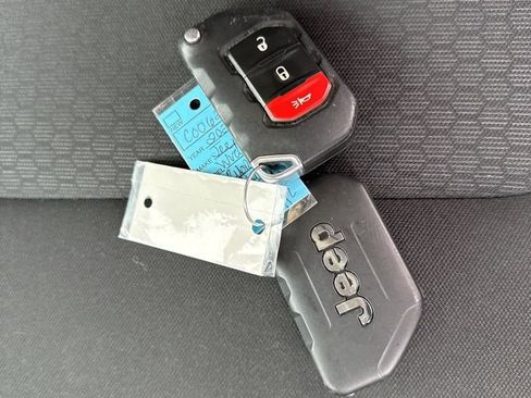 Used 2021 Jeep Wrangler Rubicon image 29