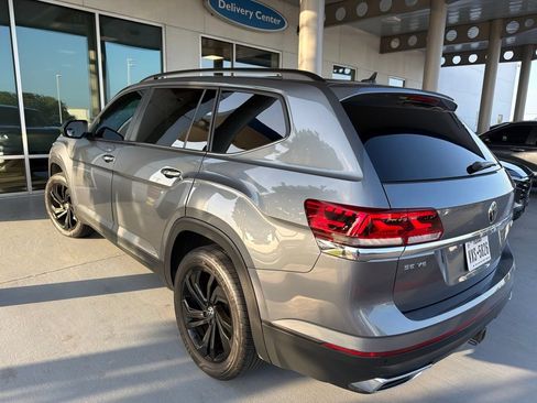Used 2022 Volkswagen Atlas SE AWD/4WD image 6