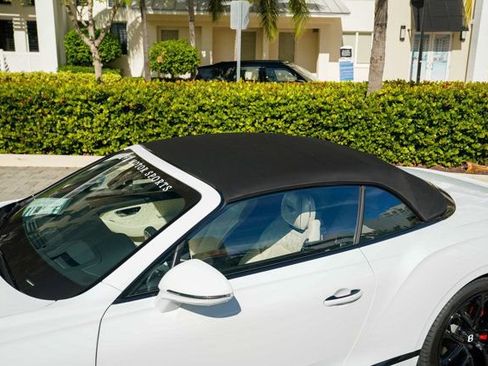 Used 2024 Bentley Continental GT Speed image 53