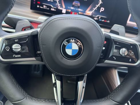 Used 2023 BMW 740i RWD image 22
