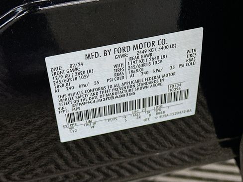Used 2024 Ford Edge SEL AWD/4WD image 12