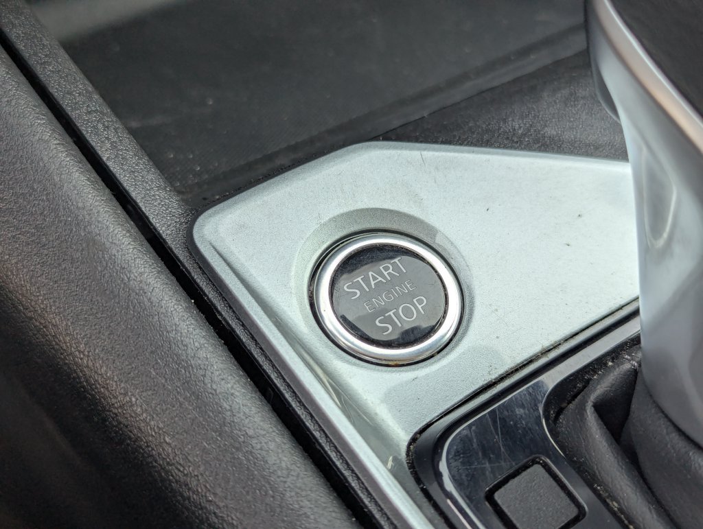 Used 2025 Nissan Altima 2.5 SV FWD image 19