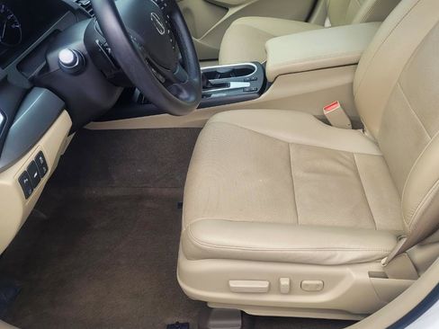 Used 2016 Acura RDX AWD w/ Advance Package image 11
