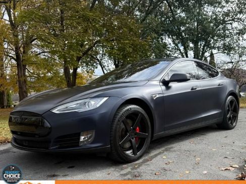 Used 2015 Tesla Model S P85D image 1