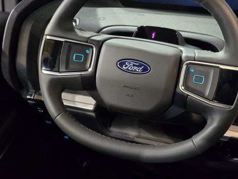 New 2026 Ford Expedition Active AWD/4WD image 29
