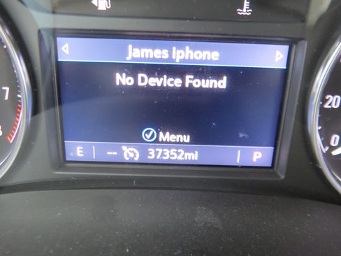 Used 2024 Buick Enclave Essence w/ Experience Buick Package image 26