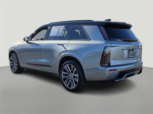 New 2026 Cadillac Vistiq Platinum image 4