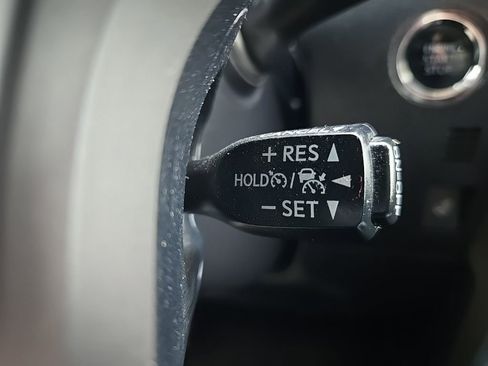 Used 2024 Toyota 4Runner Limited image 21