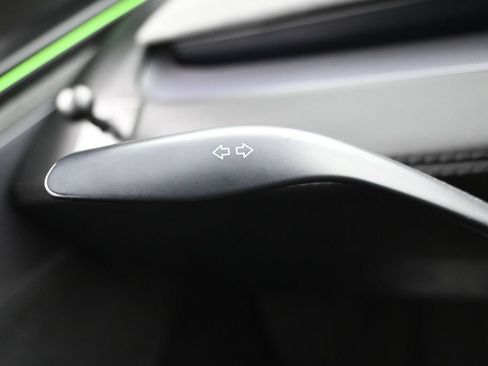Used 2026 Tesla Model Y Long Range RWD image 19