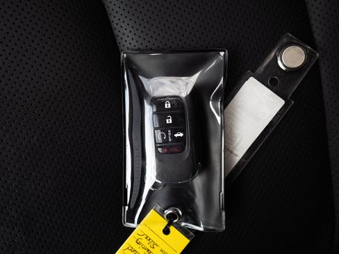 Used 2023 Honda Accord Touring image 48