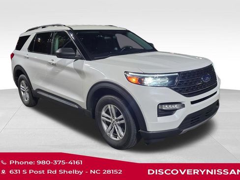 Used 2022 Ford Explorer XLT w/ Equipment Group 202A AWD/4WD image 1