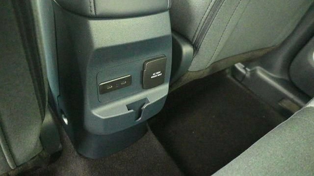 New 2026 Ford Maverick XLT w/ XLT Luxury Package FWD image 12