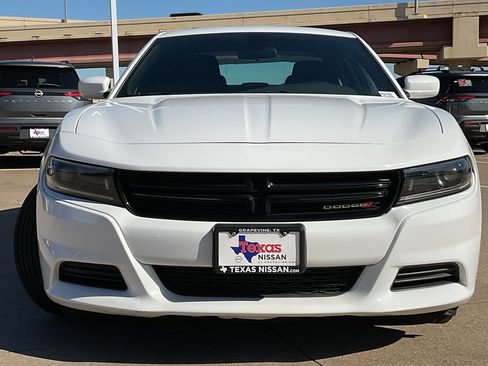 Used 2022 Dodge Charger SXT image 3