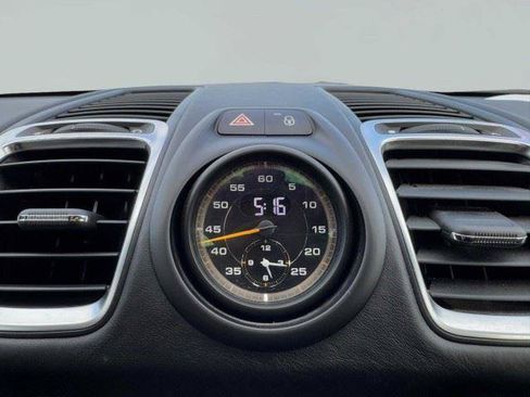 Used 2016 Porsche Cayman GT4 RWD image 31