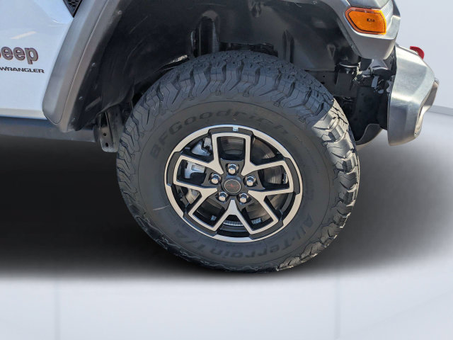 Certified 2026 Jeep Wrangler Unlimited Rubicon AWD/4WD image 10