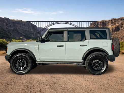 Used 2022 Ford Bronco Wildtrak image 6