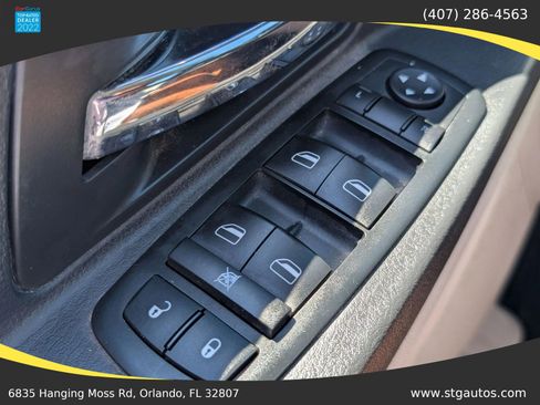 Used 2009 Dodge Grand Caravan SXT image 23