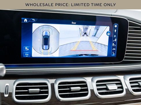 Used 2024 Mercedes-Benz GLS 450 4MATIC image 29
