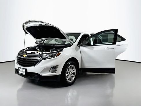 Used 2019 Chevrolet Equinox LS AWD/4WD image 18