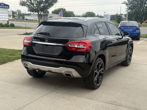Used 2018 Mercedes-Benz GLA 250 image 7