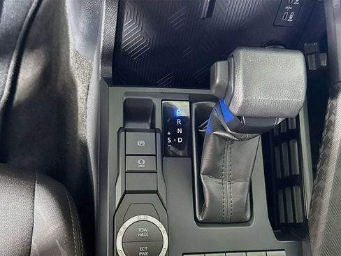 Used 2025 Toyota Tacoma SR5 RWD image 18