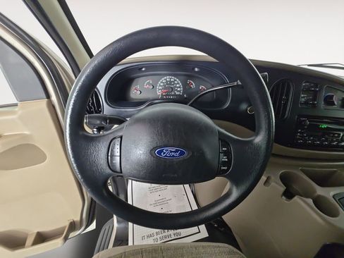 Used 2002 Ford E-350 and Econoline 350 XLT image 12