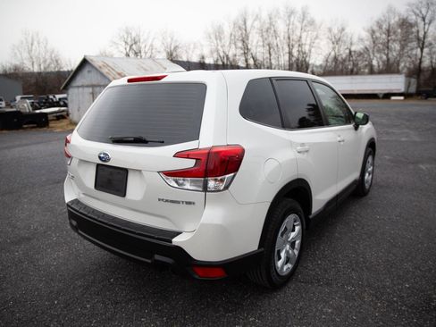 Used 2023 Subaru Forester image 4