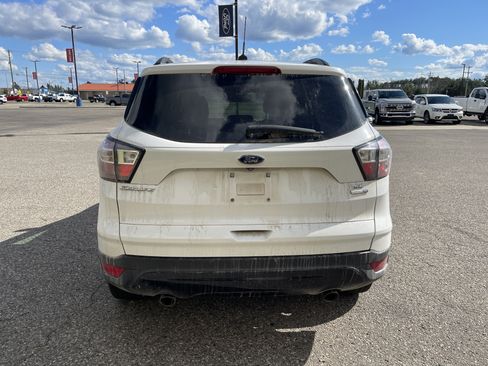 Used 2018 Ford Escape SE w/ SE Sport Appearance Package AWD/4WD image 5