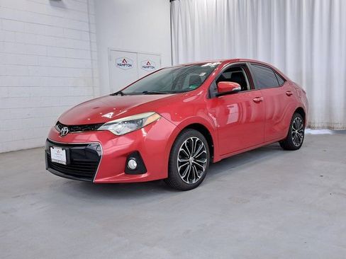 Used 2015 Toyota Corolla S image 1