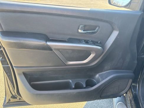 Used 2015 Nissan Titan SV w/ SV Value Truck Package image 14