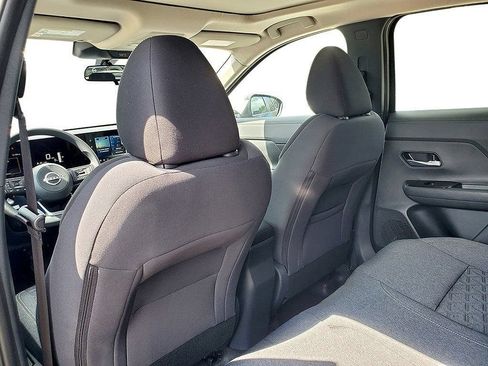 New 2026 Nissan Kicks SV w/ SV Premium Package AWD/4WD image 28