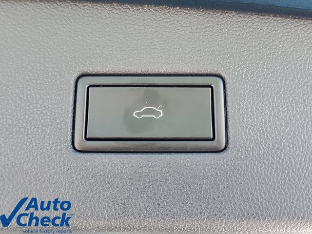 Used 2019 Volkswagen Tiguan SEL FWD image 10