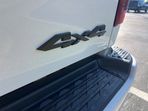 New 2026 RAM 3500 Big Horn AWD/4WD image 26
