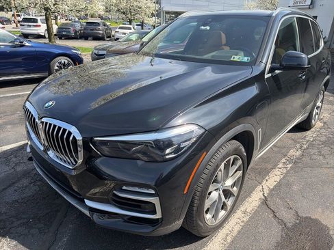 Used 2021 BMW X5 xDrive45e w/ Luxury Seating Package 2 AWD/4WD image 4