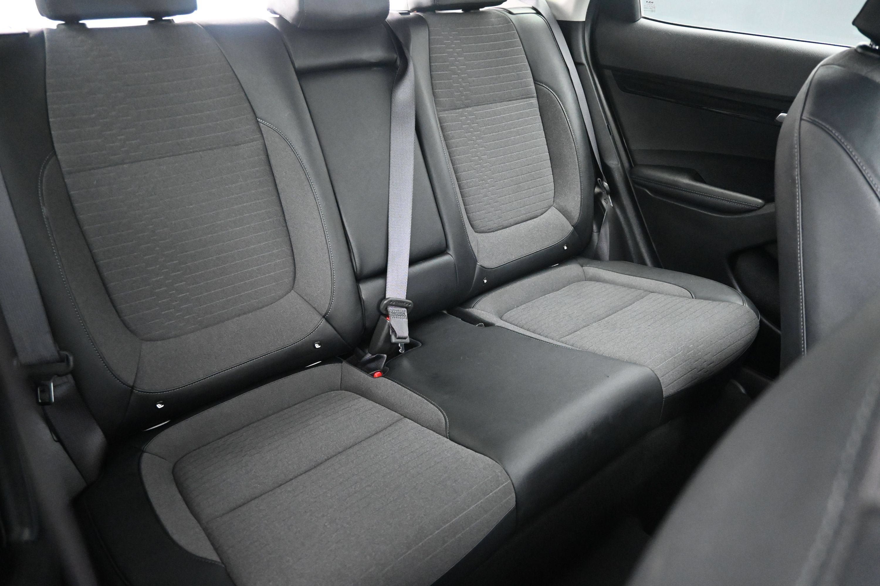 Used 2023 Kia Seltos S w/ Navigation Package FWD image 29
