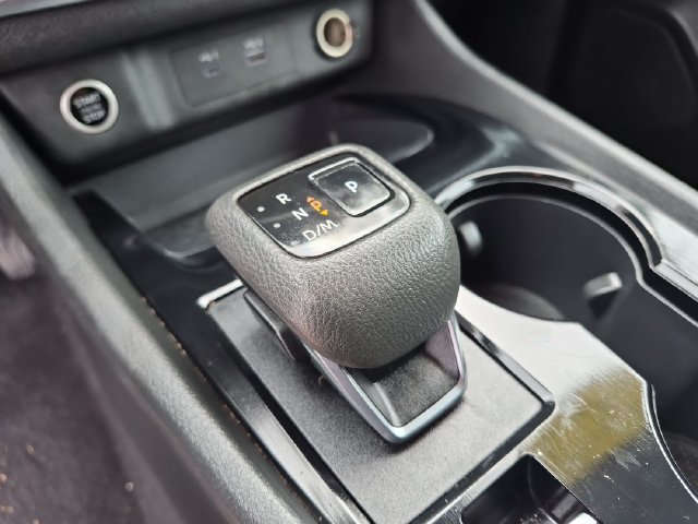 Used 2023 Nissan Rogue S AWD/4WD image 14