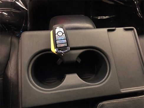 Used 2023 Ford F250 XLT w/ Black Appearance Package image 26