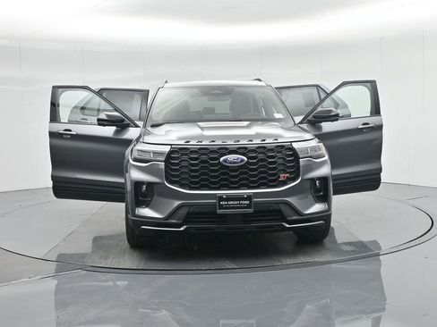 New 2026 Ford Explorer ST AWD/4WD image 33