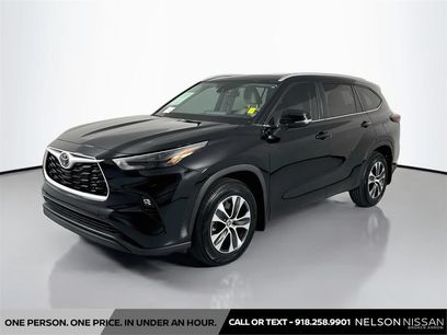 Used 2024 Toyota Highlander XLE