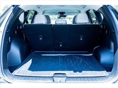 New 2025 Hyundai Tucson SEL image 16