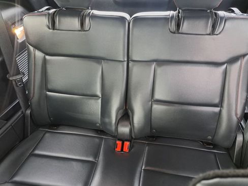 Used 2025 Ford Explorer ST-Line image 24