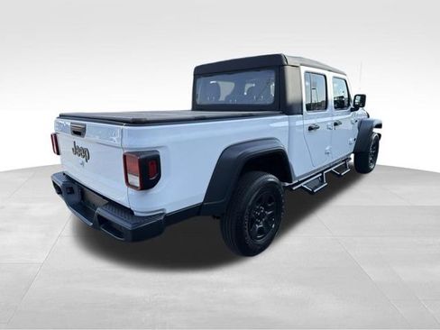 Used 2023 Jeep Gladiator Sport AWD/4WD image 9