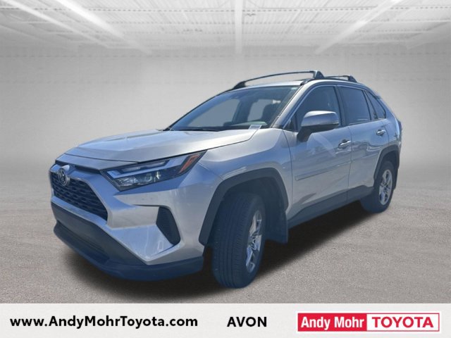 Used 2025 Toyota RAV4 XLE w/ Convenience Package AWD/4WD image 4