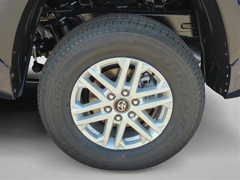 New 2026 Toyota Tundra SR5 AWD/4WD image 9