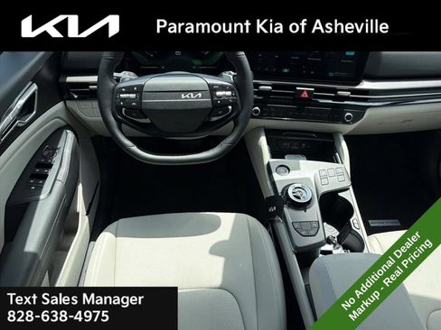 New 2026 Kia Sportage EX AWD/4WD image 24