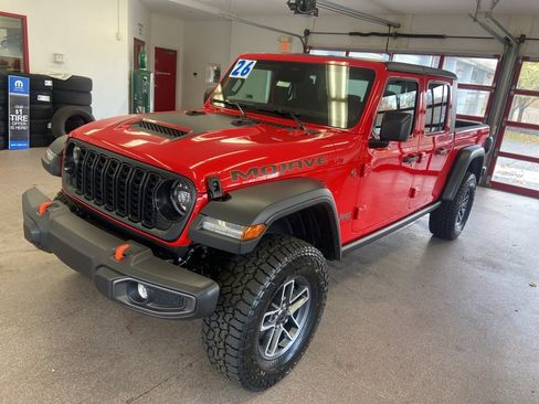 New 2026 Jeep Gladiator Mojave image 3