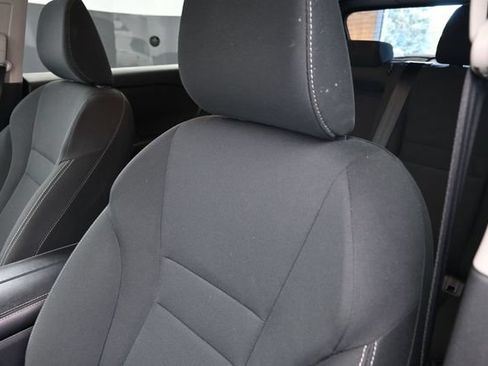 Used 2024 Nissan Rogue S FWD image 17