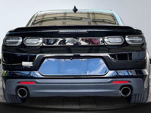 Used 2021 Chevrolet Camaro LT w/ RS Package RWD image 5
