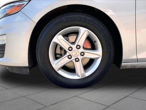 Used 2022 Chevrolet Malibu LS w/ Driver Confidence Package II FWD image 11